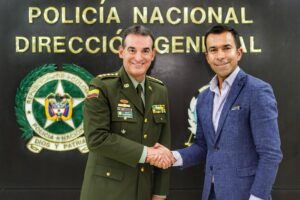 Gobernador de Cundinamarca y el Director de la Policía Nacional unen fuerzas para fortalecer la seguridad del departamento