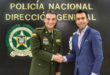 Gobernador de Cundinamarca y el Director de la Policía Nacional unen fuerzas para fortalecer la seguridad del departamento